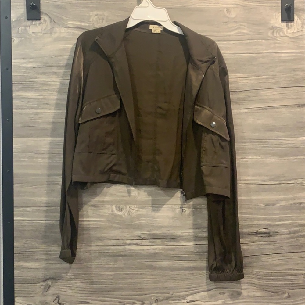 Casual olive green soft bomber jacket